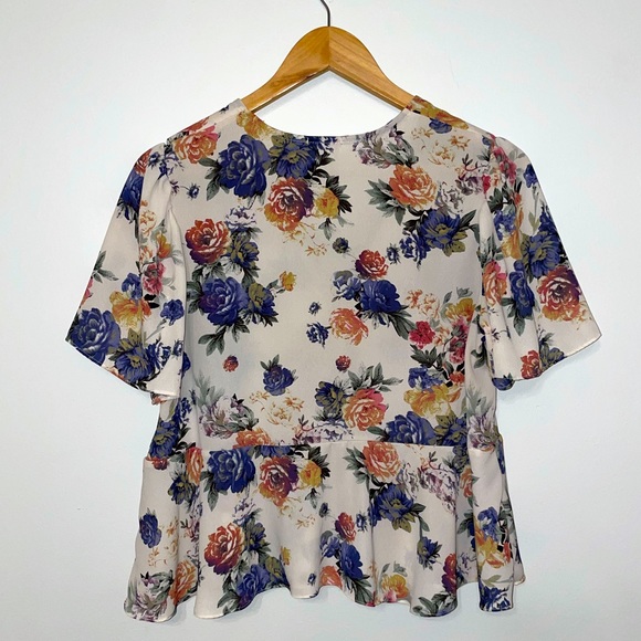 Floral Lace up Blouse - Picture 3 of 4